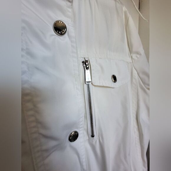 Michael Kors Women's Raincoat In White, Large - Picture 3 of 8